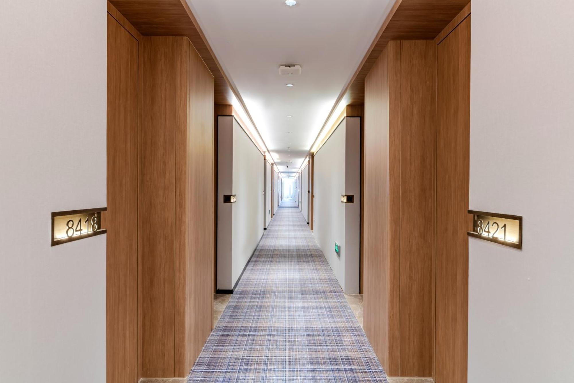 Luyue Hotel Movie Hotel Huaqiangbei Convention And Exhibition Center Branch Shenzhen Exterior photo