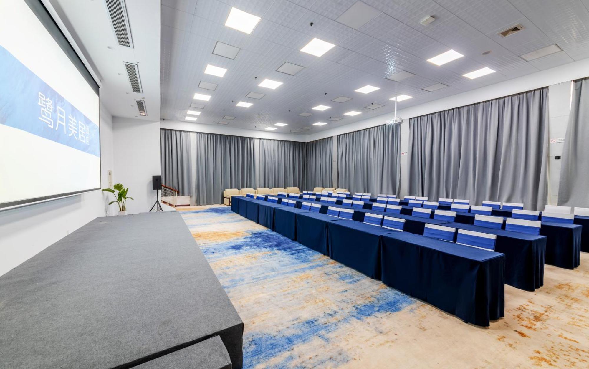 Luyue Hotel Movie Hotel Huaqiangbei Convention And Exhibition Center Branch Shenzhen Exterior photo