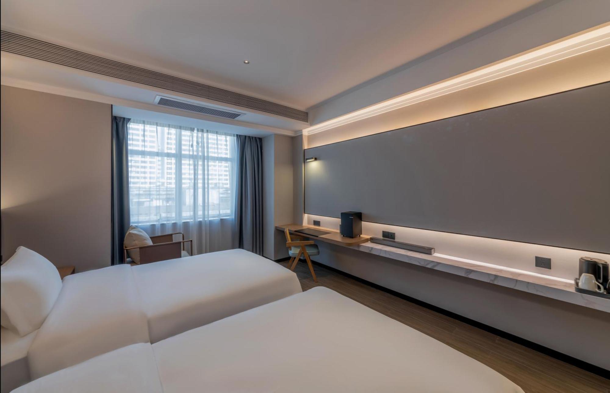 Luyue Hotel Movie Hotel Huaqiangbei Convention And Exhibition Center Branch Shenzhen Exterior photo